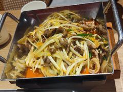 -川堂风·跷脚牛肉·乐山爆炒(宝山日月光店)