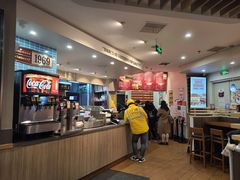 -The Habit Burger Grill 哈比特汉堡(世博店)