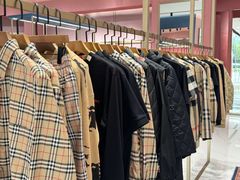 -百年港湾奥特莱斯(香炉礁店)