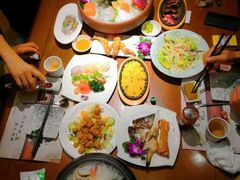 -青瓦餐厅·生鱼片·韩园烤肉(西塔店)