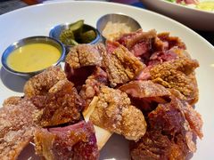 -MONICH牛排融合餐厅(和义大道购物中心店)