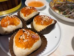 蜜汁叉烧酥-香港龙凤楼(巨鹿路洋房店)