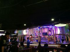-皇冠自酿啤酒坊(中国红街5号楼店)