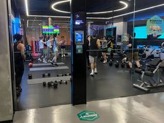 -懒人Club健身(卓越时代广场店)