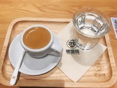 -ZING COFFEE 镜咖啡