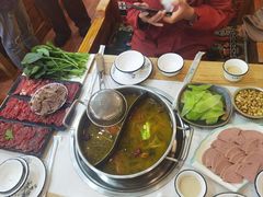 -田村·酸汤鲜牦牛肉火锅(布达拉宫广场店)