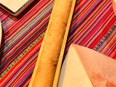 -香巴拉云南餐厅(华莱坞店)