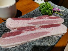 刀削厚五花-万兴佳烤肉·长白山老味道(东岸里店)