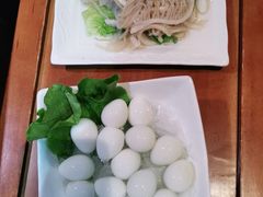 -佬土鹅肠火锅(扬中步行街店)