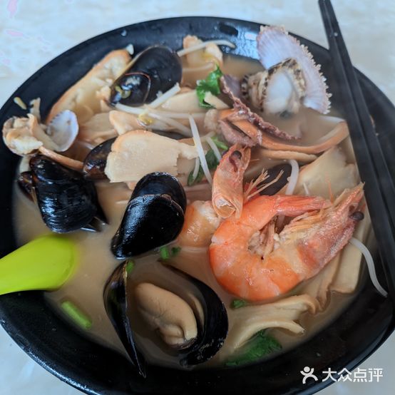 西海岸海鲜烩饼(鲁发名城崇文郡店)