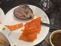 -川骄海鲜自助(王府井奥莱UP TOWN店原世界之花店)