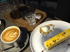 百香果黄柠檬挞-Vanilla Specialty Coffee(八大关店)