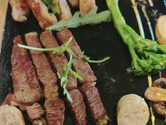 -卡普里披萨·牛扒·下午茶
