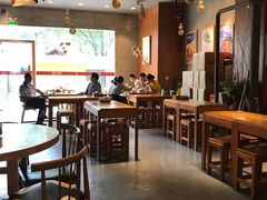 大堂-香满园春饼·家常菜(东大桥店)