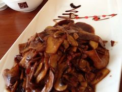 笋干爆鲜蘑-院落创意菜