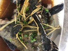 -四川小胡子海鲜(丁村万人海鲜广场店)