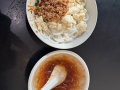 -辣辣小吃豆花米线(大观篆新农贸市场店)