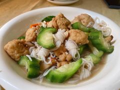 丝瓜煮鱼腐-将军烧鹅海鲜酒楼