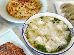 -财兜兜大黄山小馄饨