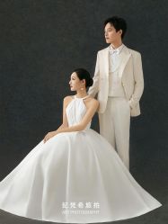 -纪梵希旅拍婚纱摄影(大连总店)