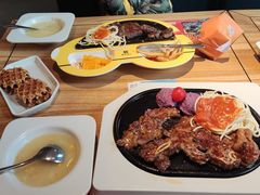 -豪客来牛排(重庆三峡广场步行街1704店)