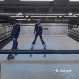 超好玩的室内滑雪乐园