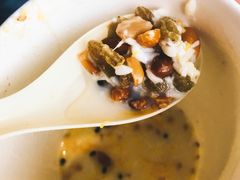 花生芝麻葡萄干-清真老马家国华牛奶鸡蛋醪糟(正宁路店)