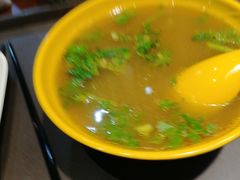 咖喱牛肉粉丝汤-大壶春生煎(四川中路店)