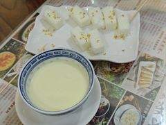 -周大娘牛乳(旧寨古村总店)