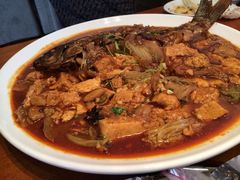 得莫利炖鱼-金掌勺东北菜(格兰晴天店)