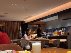 -米漾酒店(深圳会展中心岗厦地铁站店)
