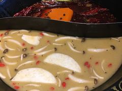 鸳鸯锅-苏州金科大酒店
