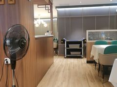 -山顶沙河粉-粤菜馆(凯旋店)