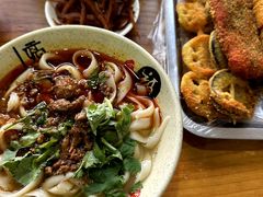 -任记七中刀削面(总店)
