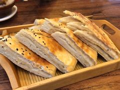 饽饽饼-王明古法砂锅居(开化寺店)