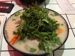 -肥汁米蘭香港米线(长宁来福士店)