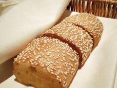 餐前面包-西堤厚牛排(新世界店)