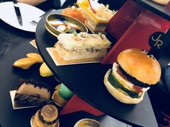 -Salon de The de Joel Robuchon(外滩18号店)