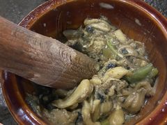 擂茄子皮蛋-湘肠香火锅店(团结湖店)
