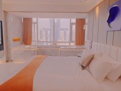 -Ting无边际江景酒店(重庆解放碑云端之眼店)