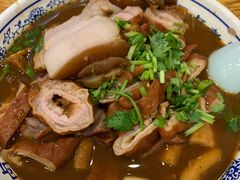 卤煮火烧-门框胡同百年卤煮(新街口店)