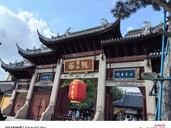 -龙华寺