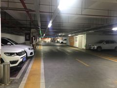 -万象城-停车场