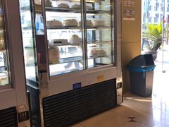 -红宝石·鲜奶小方·海派西点房(南丹店)