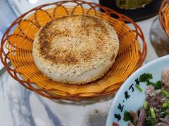 烧饼-清真喜兰老丁羊汤特色小吃