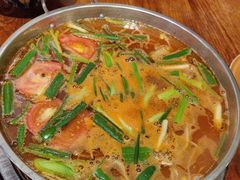 -亮欢寨酸汤鱼(沙冲路店)