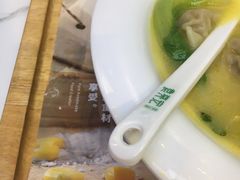 -袁亮宏饺子云吞(侯家桥菜场店)