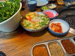 -明洞阿姨·韩式酱蟹烤肉·创意料理(三元桥店)