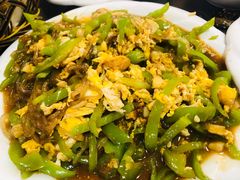 -金卯白肉罩火烧