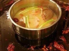 -山城年华老火锅(玉林店)
